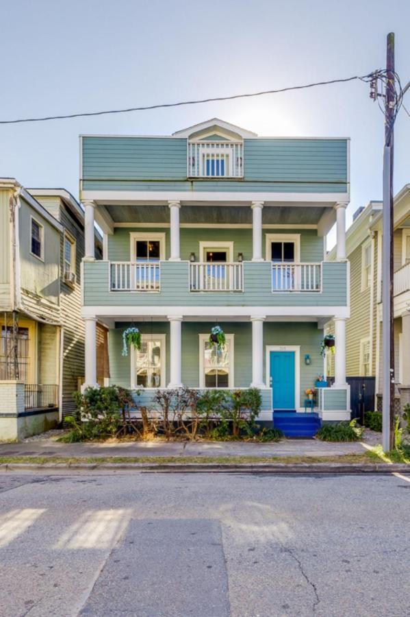 Walk Score 90!!-Historic Downtown District-2 Blocks To Famous Forsyth Park- Huge Private Patio-Private Parking Savannah Zewnętrze zdjęcie